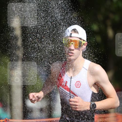 07.09.2025 - 19. Norderstedt Triathlon Michael Strokosch http://msf.ph/oto/8808184 07.09.2025 11:31:54 Laufen 1176 meine-sportfotos.de