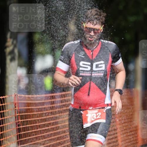 07.09.2025 - 19. Norderstedt Triathlon Michael Strokosch http://msf.ph/oto/8808199 07.09.2025 12:43:09 Laufen 732, 1294, 1351 meine-sportfotos.de