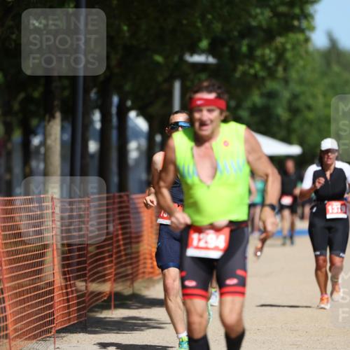 07.09.2025 - 19. Norderstedt Triathlon Michael Strokosch http://msf.ph/oto/8808218 07.09.2025 12:43:12 Laufen 732, 818, 1294, 1351, 1379 meine-sportfotos.de