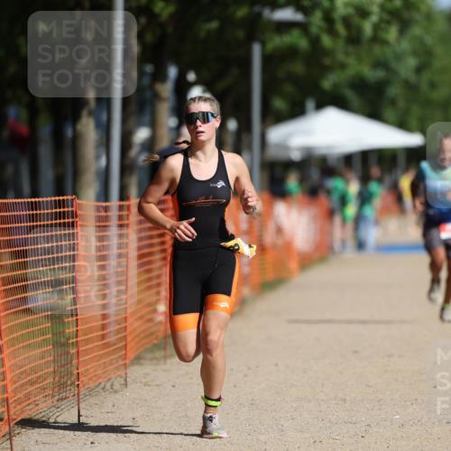07.09.2025 - 19. Norderstedt Triathlon Michael Strokosch http://msf.ph/oto/8808230 07.09.2025 11:32:02 Laufen 760, 1168 meine-sportfotos.de