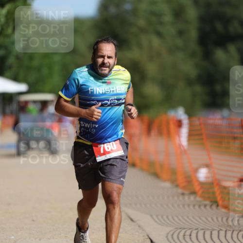 07.09.2025 - 19. Norderstedt Triathlon Michael Strokosch http://msf.ph/oto/8808305 07.09.2025 11:32:08 Laufen 760, 1168 meine-sportfotos.de