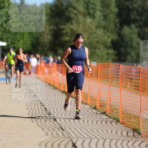 07.09.2025 - 19. Norderstedt Triathlon Michael Strokosch http://msf.ph/oto/8808343 07.09.2025 10:30:16 Laufen 1111 meine-sportfotos.de