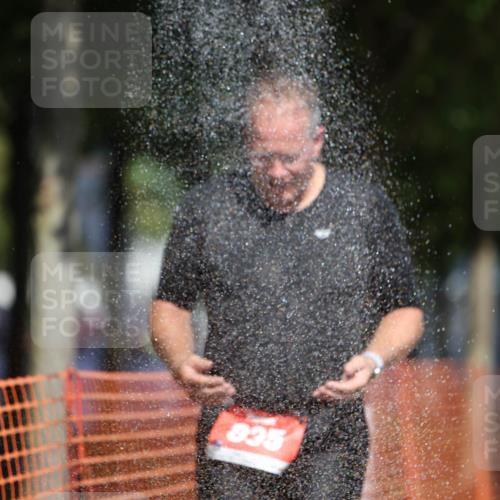 07.09.2025 - 19. Norderstedt Triathlon Michael Strokosch http://msf.ph/oto/8808361 07.09.2025 12:43:32 Laufen 835, 1268, 1380 meine-sportfotos.de
