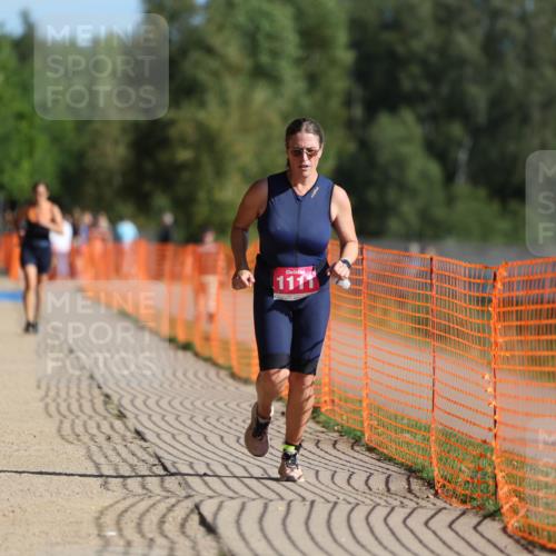 07.09.2025 - 19. Norderstedt Triathlon Michael Strokosch http://msf.ph/oto/8808363 07.09.2025 10:30:17 Laufen 1111 meine-sportfotos.de