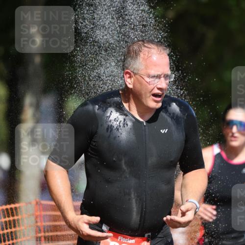 07.09.2025 - 19. Norderstedt Triathlon Michael Strokosch http://msf.ph/oto/8808388 07.09.2025 12:43:33 Laufen 835, 1268, 1380 meine-sportfotos.de