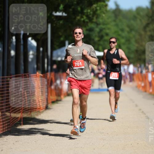 07.09.2025 - 19. Norderstedt Triathlon Michael Strokosch http://msf.ph/oto/8808431 07.09.2025 12:44:09 Laufen 212, 701, 850 meine-sportfotos.de