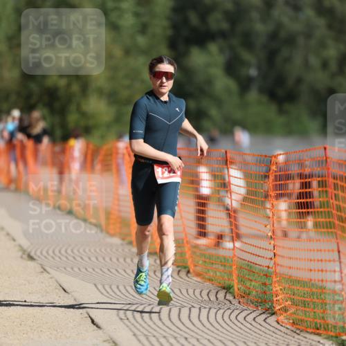 07.09.2025 - 19. Norderstedt Triathlon Michael Strokosch http://msf.ph/oto/8808565 07.09.2025 11:33:54 Laufen 1227 meine-sportfotos.de