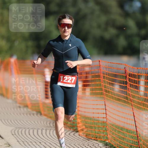 07.09.2025 - 19. Norderstedt Triathlon Michael Strokosch http://msf.ph/oto/8808582 07.09.2025 11:33:55 Laufen 1227 meine-sportfotos.de