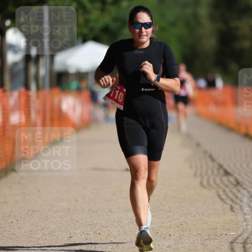 07.09.2025 - 19. Norderstedt Triathlon Michael Strokosch http://msf.ph/oto/8808585 07.09.2025 10:31:49 Laufen 1110, 1119, 1129 meine-sportfotos.de