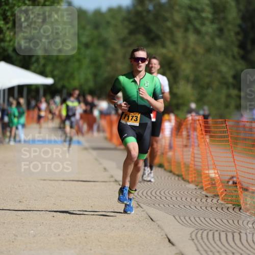 07.09.2025 - 19. Norderstedt Triathlon Michael Strokosch http://msf.ph/oto/8808610 07.09.2025 11:34:18 Laufen 276, 1173 meine-sportfotos.de