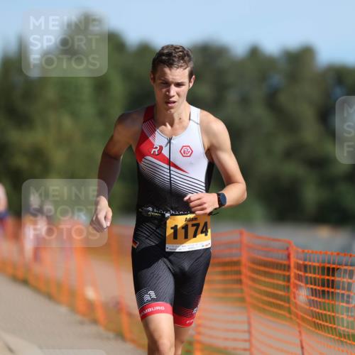 07.09.2025 - 19. Norderstedt Triathlon Michael Strokosch http://msf.ph/oto/8808720 07.09.2025 11:34:36 Laufen 1157, 1174 meine-sportfotos.de