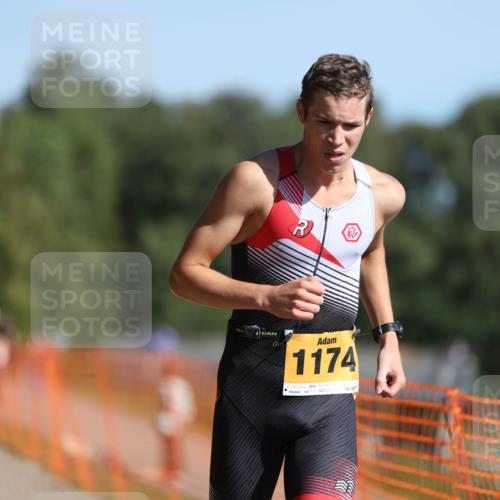 07.09.2025 - 19. Norderstedt Triathlon Michael Strokosch http://msf.ph/oto/8808729 07.09.2025 11:34:36 Laufen 1157, 1174 meine-sportfotos.de