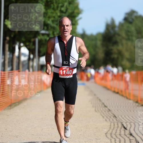 07.09.2025 - 19. Norderstedt Triathlon Michael Strokosch http://msf.ph/oto/8808784 07.09.2025 10:32:46 Laufen 1140 meine-sportfotos.de