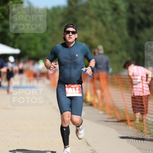 07.09.2025 - 19. Norderstedt Triathlon Michael Strokosch http://msf.ph/oto/8808802 07.09.2025 12:45:03 Laufen 811, 1241 meine-sportfotos.de