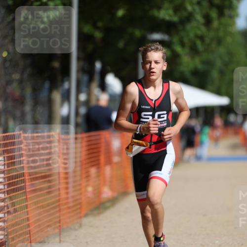07.09.2025 - 19. Norderstedt Triathlon Michael Strokosch http://msf.ph/oto/8808836 07.09.2025 11:35:22 Laufen 1162, 1172 meine-sportfotos.de