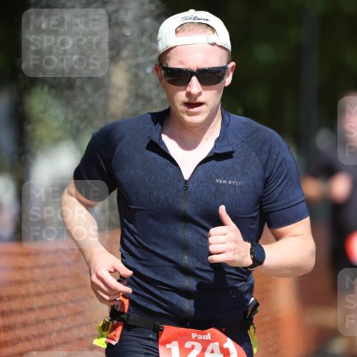 07.09.2025 - 19. Norderstedt Triathlon Michael Strokosch http://msf.ph/oto/8808867 07.09.2025 12:45:12 Laufen 729, 1241, 1343 meine-sportfotos.de