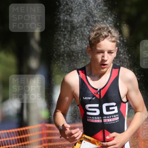 07.09.2025 - 19. Norderstedt Triathlon Michael Strokosch http://msf.ph/oto/8808872 07.09.2025 11:35:24 Laufen 1162, 1172 meine-sportfotos.de