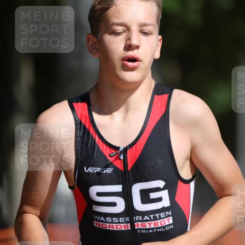 07.09.2025 - 19. Norderstedt Triathlon Michael Strokosch http://msf.ph/oto/8808884 07.09.2025 11:35:24 Laufen 1162, 1172 meine-sportfotos.de
