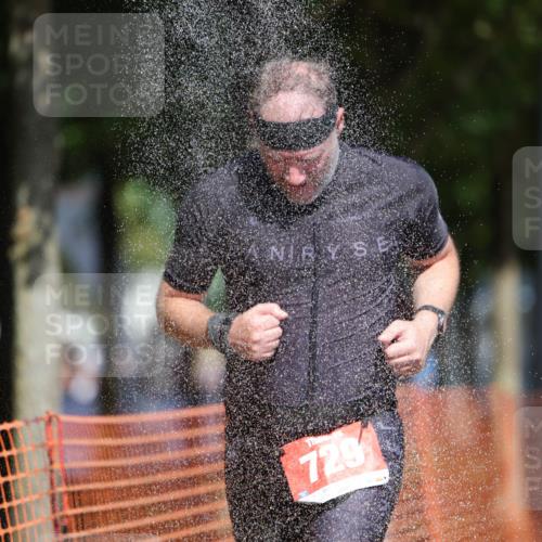 07.09.2025 - 19. Norderstedt Triathlon Michael Strokosch http://msf.ph/oto/8808891 07.09.2025 12:45:15 Laufen 729, 1241, 1343 meine-sportfotos.de