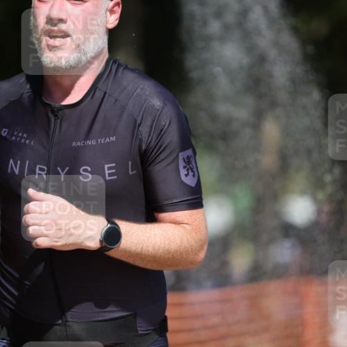 07.09.2025 - 19. Norderstedt Triathlon Michael Strokosch http://msf.ph/oto/8808911 07.09.2025 12:45:16 Laufen 729, 1272, 1343 meine-sportfotos.de