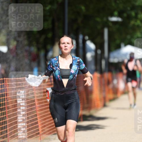 07.09.2025 - 19. Norderstedt Triathlon Michael Strokosch http://msf.ph/oto/8808915 07.09.2025 12:45:17 Laufen 729, 1272, 1343 meine-sportfotos.de