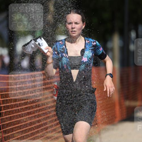 07.09.2025 - 19. Norderstedt Triathlon Michael Strokosch http://msf.ph/oto/8808935 07.09.2025 12:45:18 Laufen 729, 1272, 1343 meine-sportfotos.de