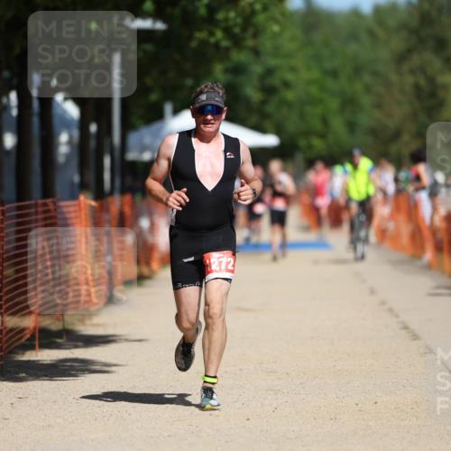 07.09.2025 - 19. Norderstedt Triathlon Michael Strokosch http://msf.ph/oto/8808958 07.09.2025 12:45:21 Laufen 1272, 1343 meine-sportfotos.de
