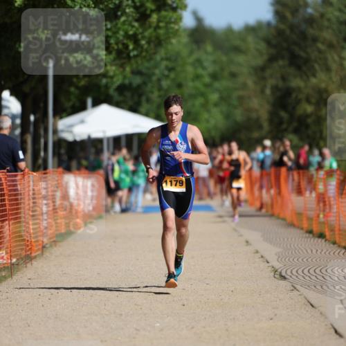 07.09.2025 - 19. Norderstedt Triathlon Michael Strokosch http://msf.ph/oto/8808961 07.09.2025 11:35:50 Laufen 1179, 1186 meine-sportfotos.de