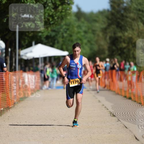 07.09.2025 - 19. Norderstedt Triathlon Michael Strokosch http://msf.ph/oto/8808969 07.09.2025 11:35:50 Laufen 1179, 1186 meine-sportfotos.de