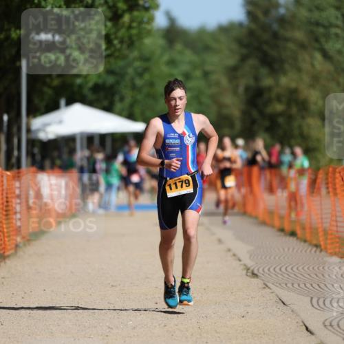 07.09.2025 - 19. Norderstedt Triathlon Michael Strokosch http://msf.ph/oto/8808979 07.09.2025 11:35:51 Laufen 1179, 1186 meine-sportfotos.de