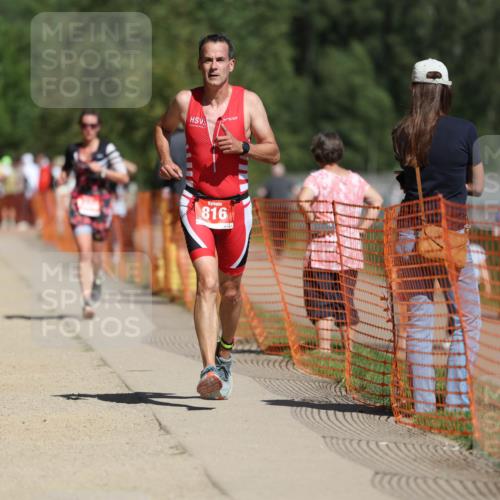 07.09.2025 - 19. Norderstedt Triathlon Michael Strokosch http://msf.ph/oto/8809045 07.09.2025 12:45:38 Laufen 184, 267, 816, 1386, 1397 meine-sportfotos.de