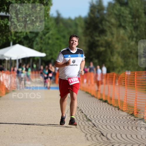07.09.2025 - 19. Norderstedt Triathlon Michael Strokosch http://msf.ph/oto/8809066 07.09.2025 10:35:12 Laufen 1114, 1126 meine-sportfotos.de