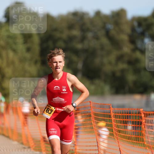 07.09.2025 - 19. Norderstedt Triathlon Michael Strokosch http://msf.ph/oto/8809098 07.09.2025 11:36:03 Laufen 749, 1163, 1208, 1211 meine-sportfotos.de