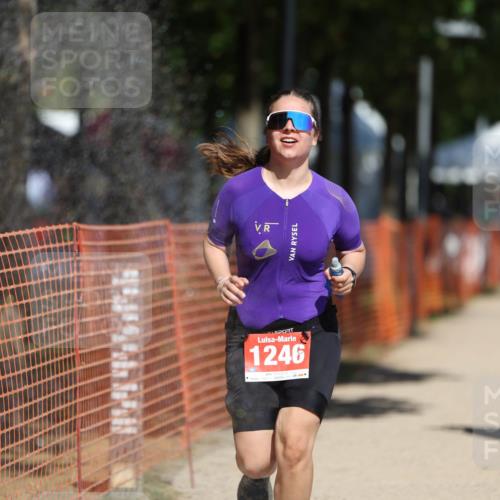 07.09.2025 - 19. Norderstedt Triathlon Michael Strokosch http://msf.ph/oto/8809151 07.09.2025 12:45:53 Laufen 226, 1246, 1329 meine-sportfotos.de