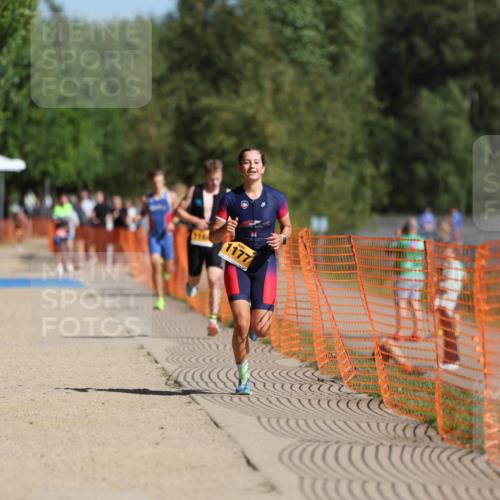 07.09.2025 - 19. Norderstedt Triathlon Michael Strokosch http://msf.ph/oto/8809241 07.09.2025 11:36:35 Laufen 1166, 1177 meine-sportfotos.de