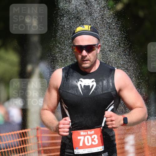 07.09.2025 - 19. Norderstedt Triathlon Michael Strokosch http://msf.ph/oto/8809281 07.09.2025 12:46:10 Laufen 703, 1370, 1382 meine-sportfotos.de