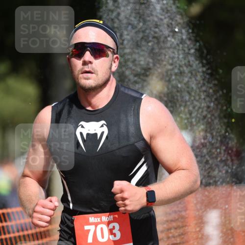 07.09.2025 - 19. Norderstedt Triathlon Michael Strokosch http://msf.ph/oto/8809288 07.09.2025 12:46:10 Laufen 703, 1370, 1382 meine-sportfotos.de