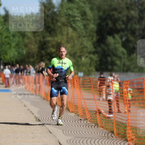 07.09.2025 - 19. Norderstedt Triathlon Michael Strokosch http://msf.ph/oto/8809400 07.09.2025 11:36:58 Laufen 771 meine-sportfotos.de