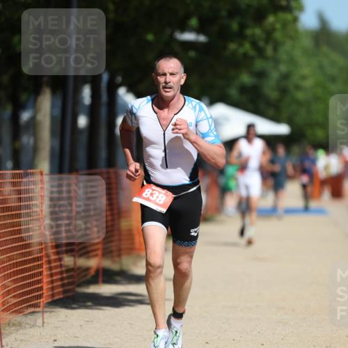 07.09.2025 - 19. Norderstedt Triathlon Michael Strokosch http://msf.ph/oto/8809411 07.09.2025 12:46:31 Laufen 838 meine-sportfotos.de