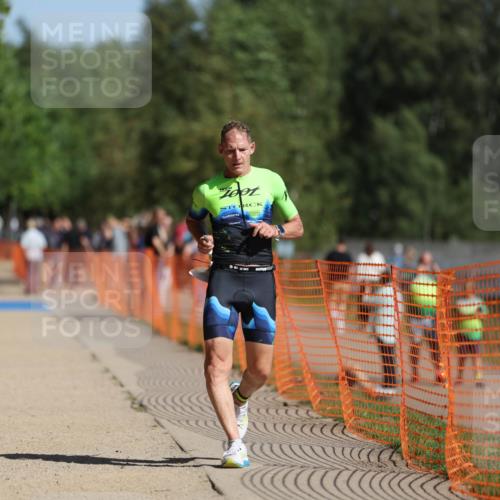07.09.2025 - 19. Norderstedt Triathlon Michael Strokosch http://msf.ph/oto/8809425 07.09.2025 11:37:00 Laufen 771, 1191 meine-sportfotos.de