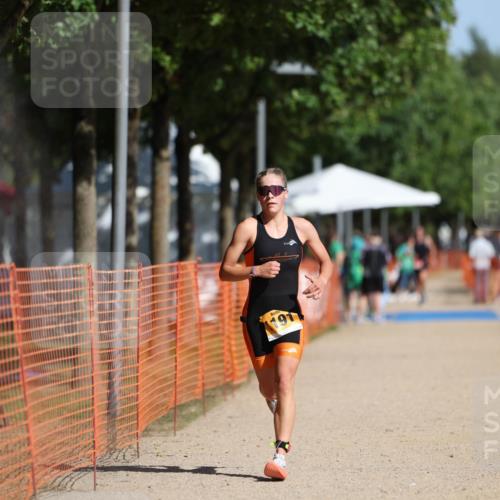 07.09.2025 - 19. Norderstedt Triathlon Michael Strokosch http://msf.ph/oto/8809462 07.09.2025 11:37:05 Laufen 771, 1191 meine-sportfotos.de