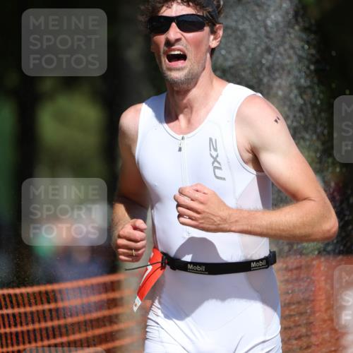 07.09.2025 - 19. Norderstedt Triathlon Michael Strokosch http://msf.ph/oto/8809518 07.09.2025 12:46:41 Laufen 697, 788 meine-sportfotos.de