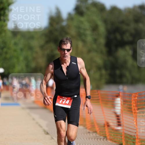 07.09.2025 - 19. Norderstedt Triathlon Michael Strokosch http://msf.ph/oto/8809561 07.09.2025 11:37:29 Laufen 774 meine-sportfotos.de