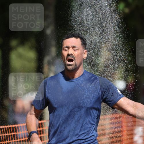 07.09.2025 - 19. Norderstedt Triathlon Michael Strokosch http://msf.ph/oto/8809625 07.09.2025 12:46:52 Laufen 251, 696 meine-sportfotos.de