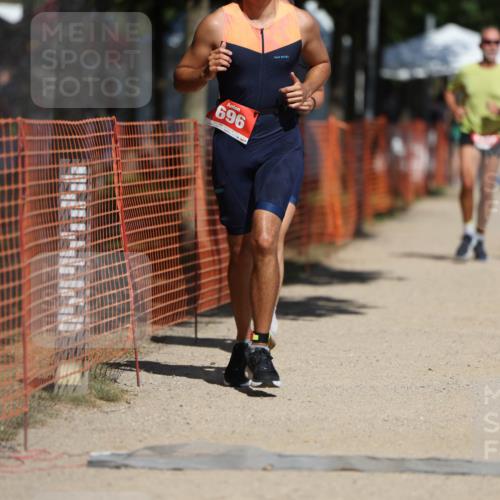 07.09.2025 - 19. Norderstedt Triathlon Michael Strokosch http://msf.ph/oto/8809643 07.09.2025 12:46:58 Laufen 696, 776, 1213, 1247 meine-sportfotos.de