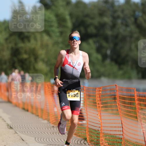 07.09.2025 - 19. Norderstedt Triathlon Michael Strokosch http://msf.ph/oto/8809721 07.09.2025 11:37:46 Laufen 1158, 1167 meine-sportfotos.de