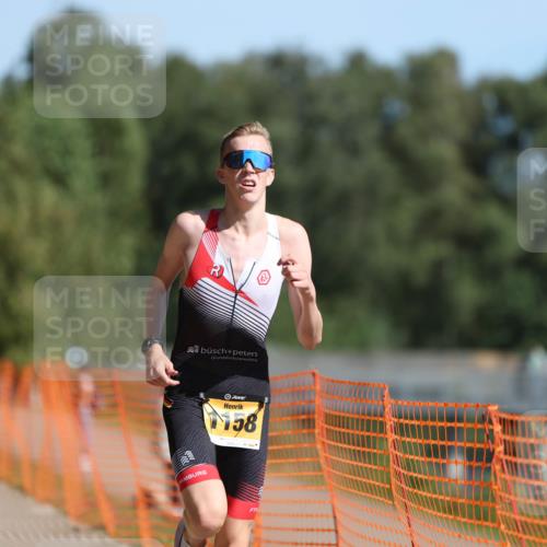 07.09.2025 - 19. Norderstedt Triathlon Michael Strokosch http://msf.ph/oto/8809732 07.09.2025 11:37:47 Laufen 1158 meine-sportfotos.de