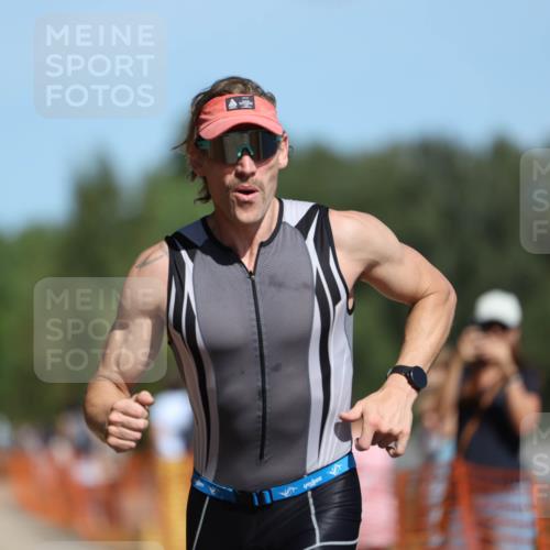 07.09.2025 - 19. Norderstedt Triathlon Michael Strokosch http://msf.ph/oto/8809870 07.09.2025 12:47:25 Laufen 151, 227 meine-sportfotos.de