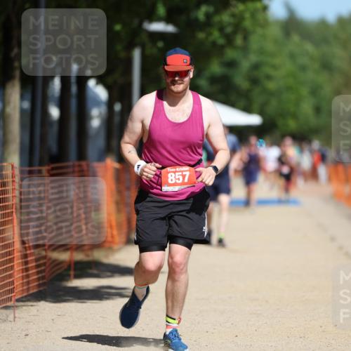 07.09.2025 - 19. Norderstedt Triathlon Michael Strokosch http://msf.ph/oto/8809898 07.09.2025 12:47:40 Laufen 857 meine-sportfotos.de