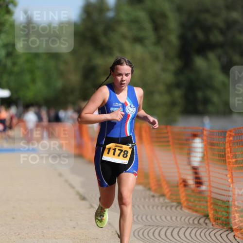 07.09.2025 - 19. Norderstedt Triathlon Michael Strokosch http://msf.ph/oto/8809917 07.09.2025 11:38:28 Laufen 1178 meine-sportfotos.de
